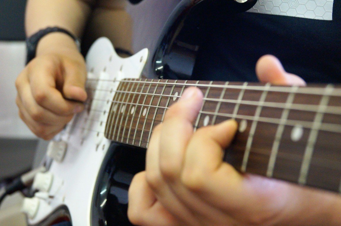 How to Play This Girl by Kungs vs Cookin’ on 3 Burners on Guitar